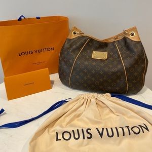 Louis Vuitton Monogram Galliera GM